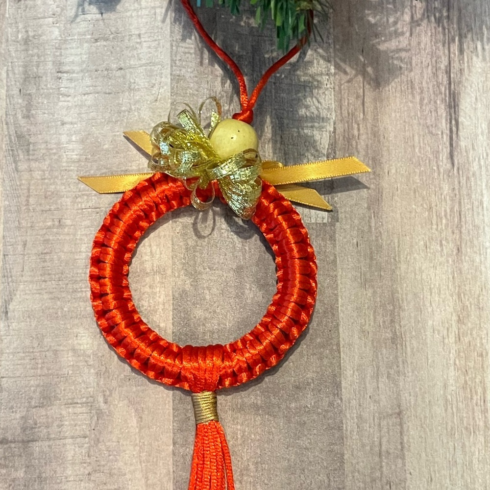 SET OF 4 HANDMADE MACRAME CHRISTMAS ORNAMENTS - Picture 3 of 12